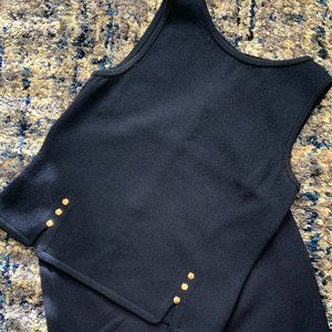 SJK COLLECTION NAVY SKIRT & TOP - SIZE 6 / SMALL